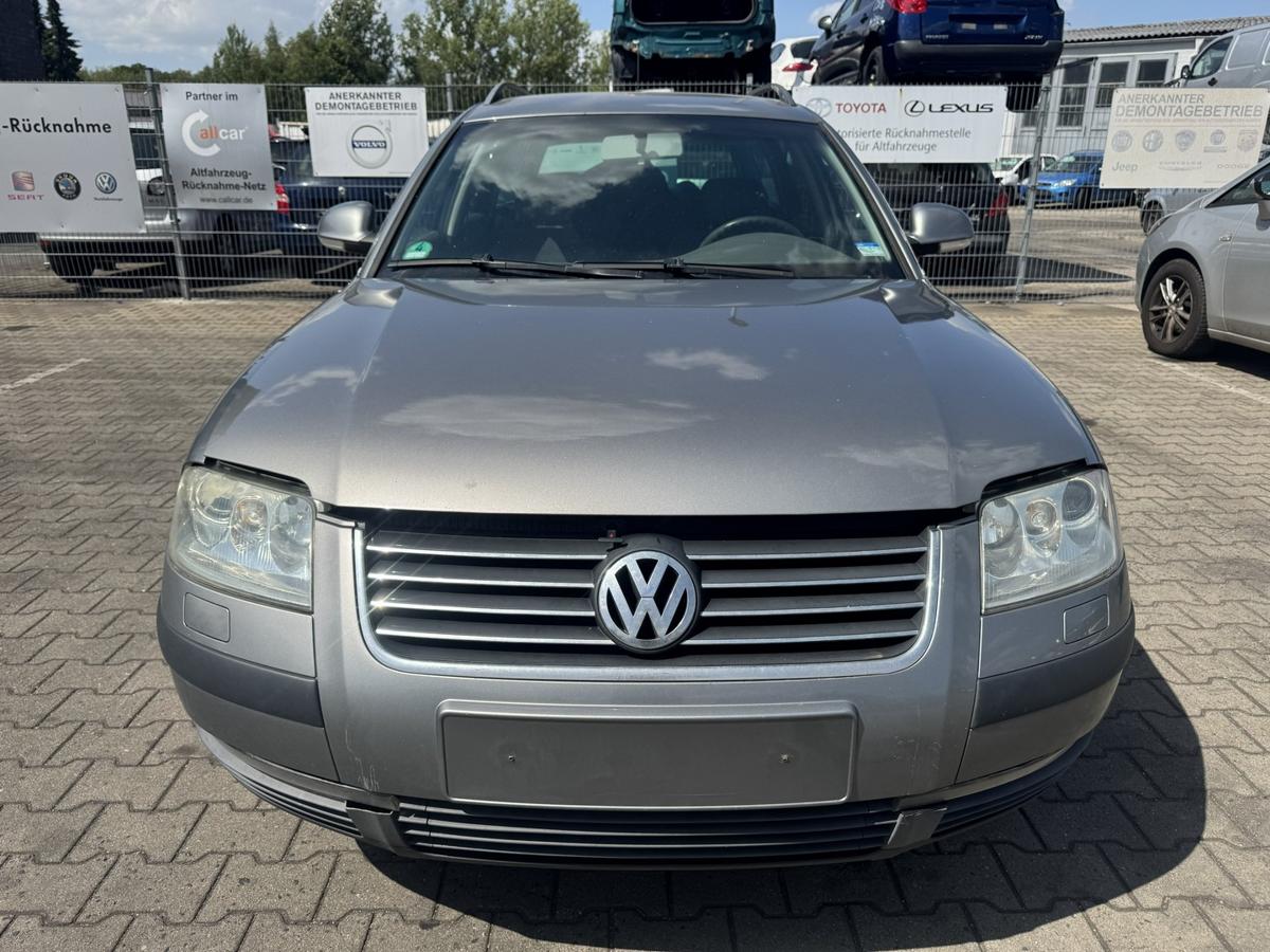 VW Passat 3BG original Stossf&auml;nger Sto&szlig;stange hinten Kombi/Variant LD7W Urban Grey Metallic Bj.2004